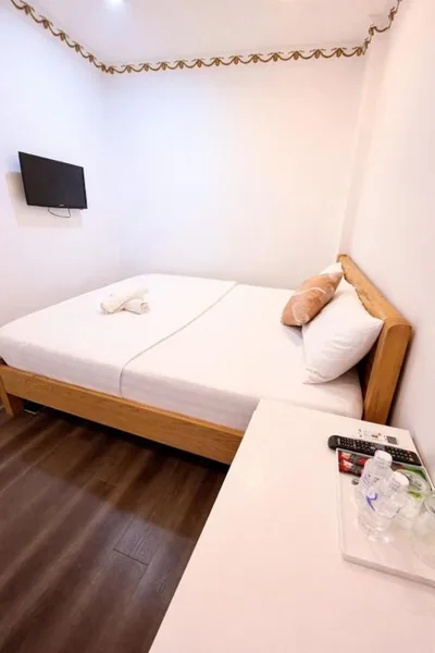 Chambre Standard King — Crowne Boutique Hotel